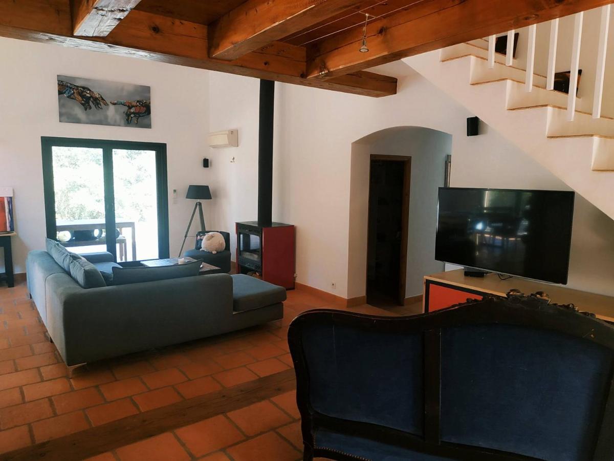 Villa Bleucassis Taradeau ภายนอก รูปภาพ