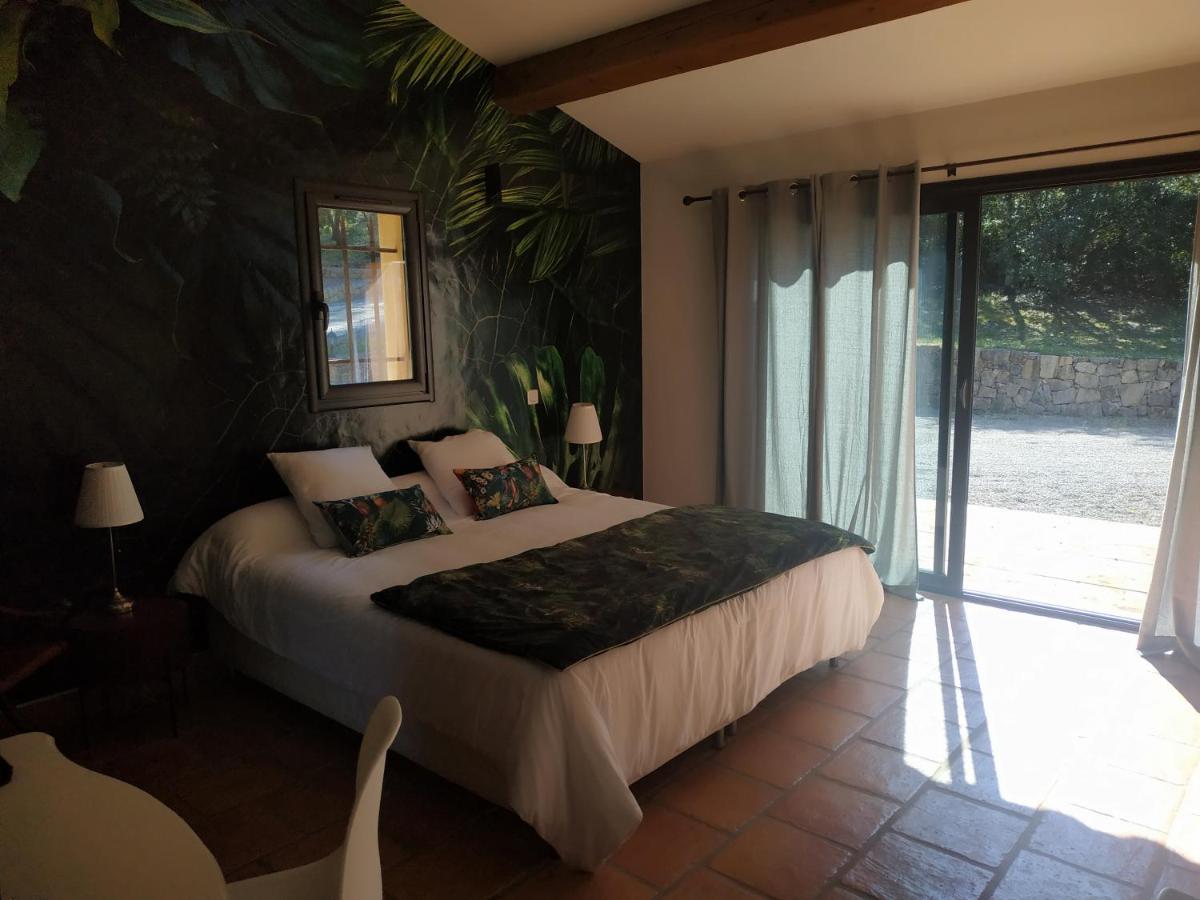 Villa Bleucassis Taradeau ภายนอก รูปภาพ
